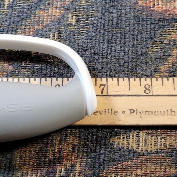 Fiskars Titanium Softgrip Comfort Loop Rotary Cutter 45mm-W/Easy Blade Change - Picture 5 of 5